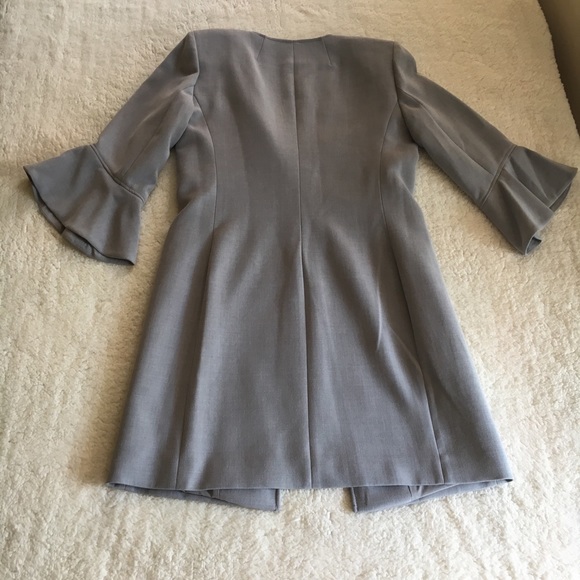 LAST CALL ⏳ Tahari Bell-Sleeve Ponte Dress Set - Picture 5 of 8
